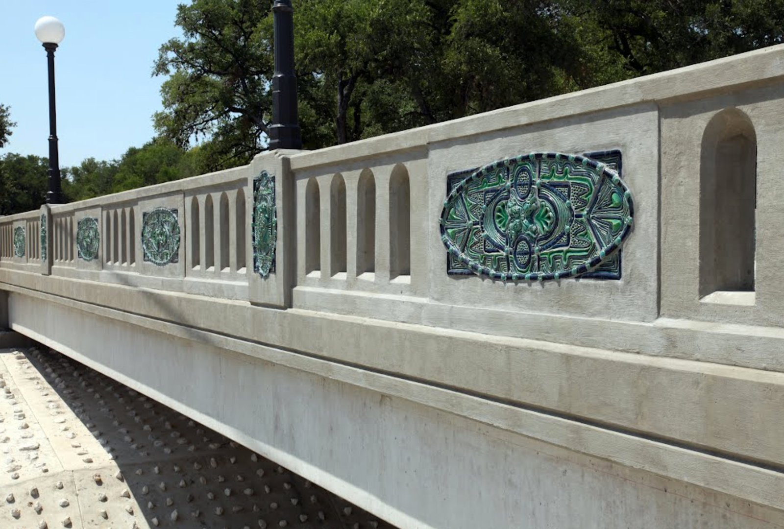 Mulberry Street Bridge Outside View. Teresa Eckmann 2019 photo credit. exterior ceramic tile public art by Diana Kersey in San Antonio