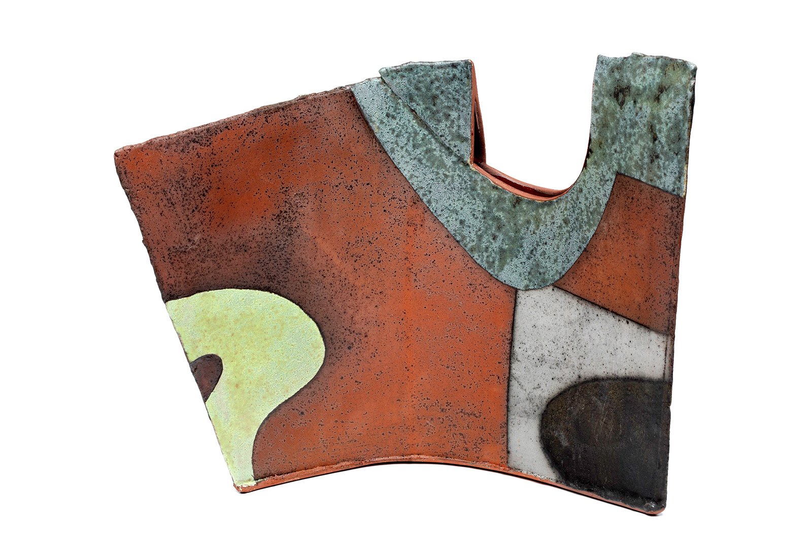 Mark Pharis. Vase, 2015. Handbuilt earthenware. Photograph by Peter Lee. Mark Pharis. Vase, 2015. Handbuilt earthenware. Photograph by Peter Lee.