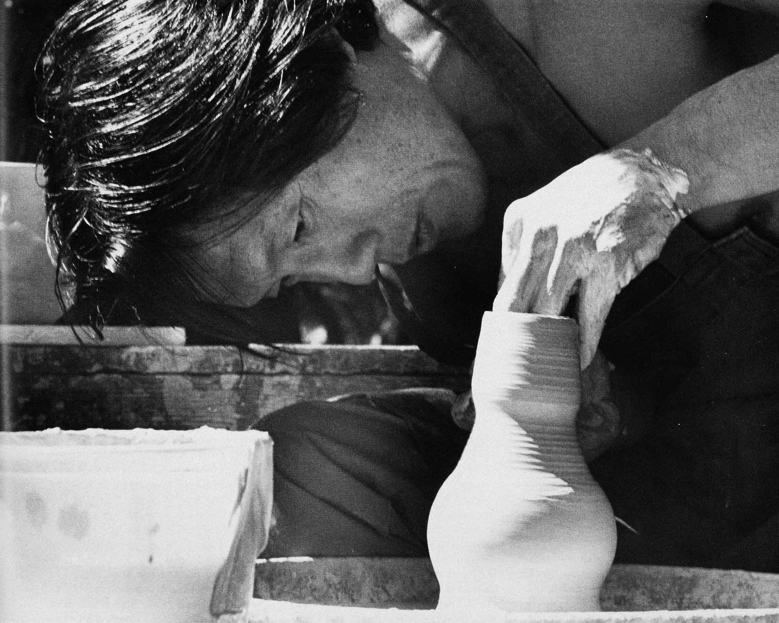 Chui Leong, from Hawaii Potters, Vol. 18, No. 2, 1990. Chui Leong, from Hawaii Potters, Vol. 18, No. 2, 1990.