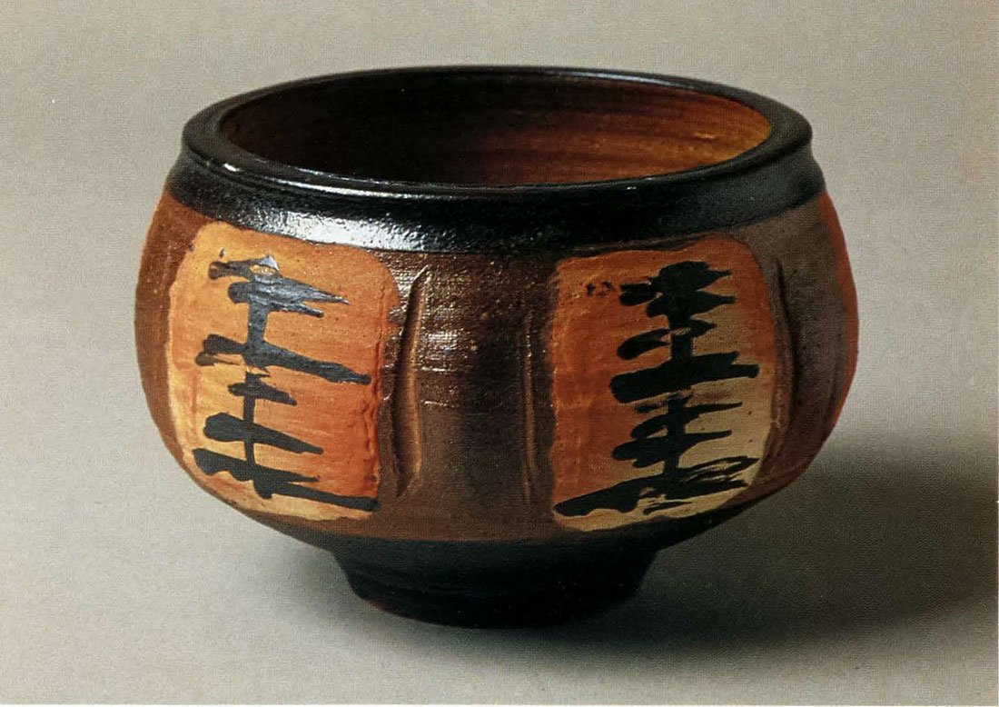 Large Bowl. Woodfired, Avery Slip and Black Slip Design, Whee/thrown and Distorted. 9 1/2 in. x 12 in. 1993. Large Bowl. Woodfired, Avery Slip and Black Slip Design, Wheel-thrown and Distorted. 9 1/2 in. x 12 in. 1993.