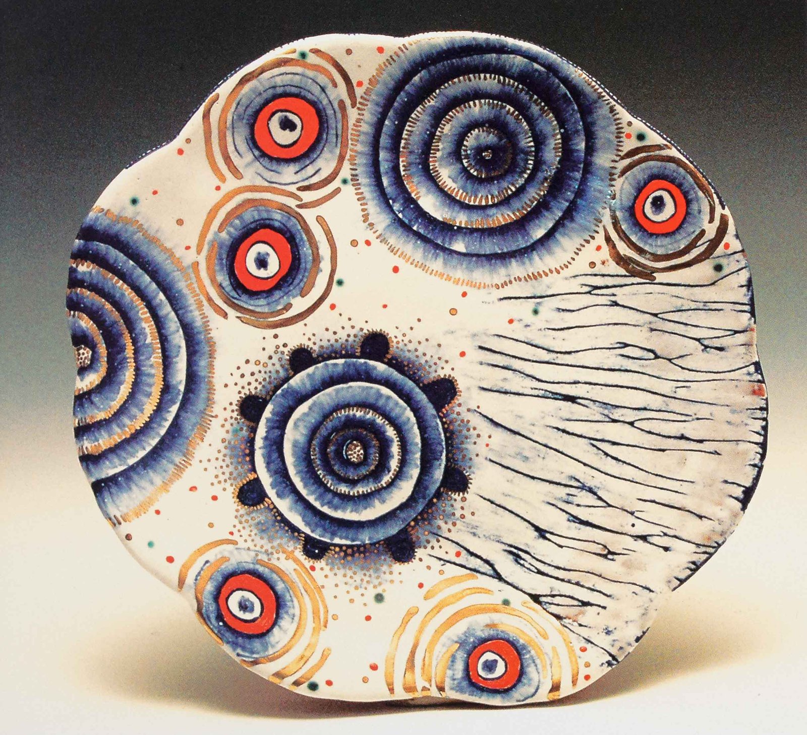 Static Lunch Plate, 2007. Terracotta, maiolica, luster, glass enamels. Static Lunch Plate, 2007. Terracotta, maiolica, luster, glass enamels.