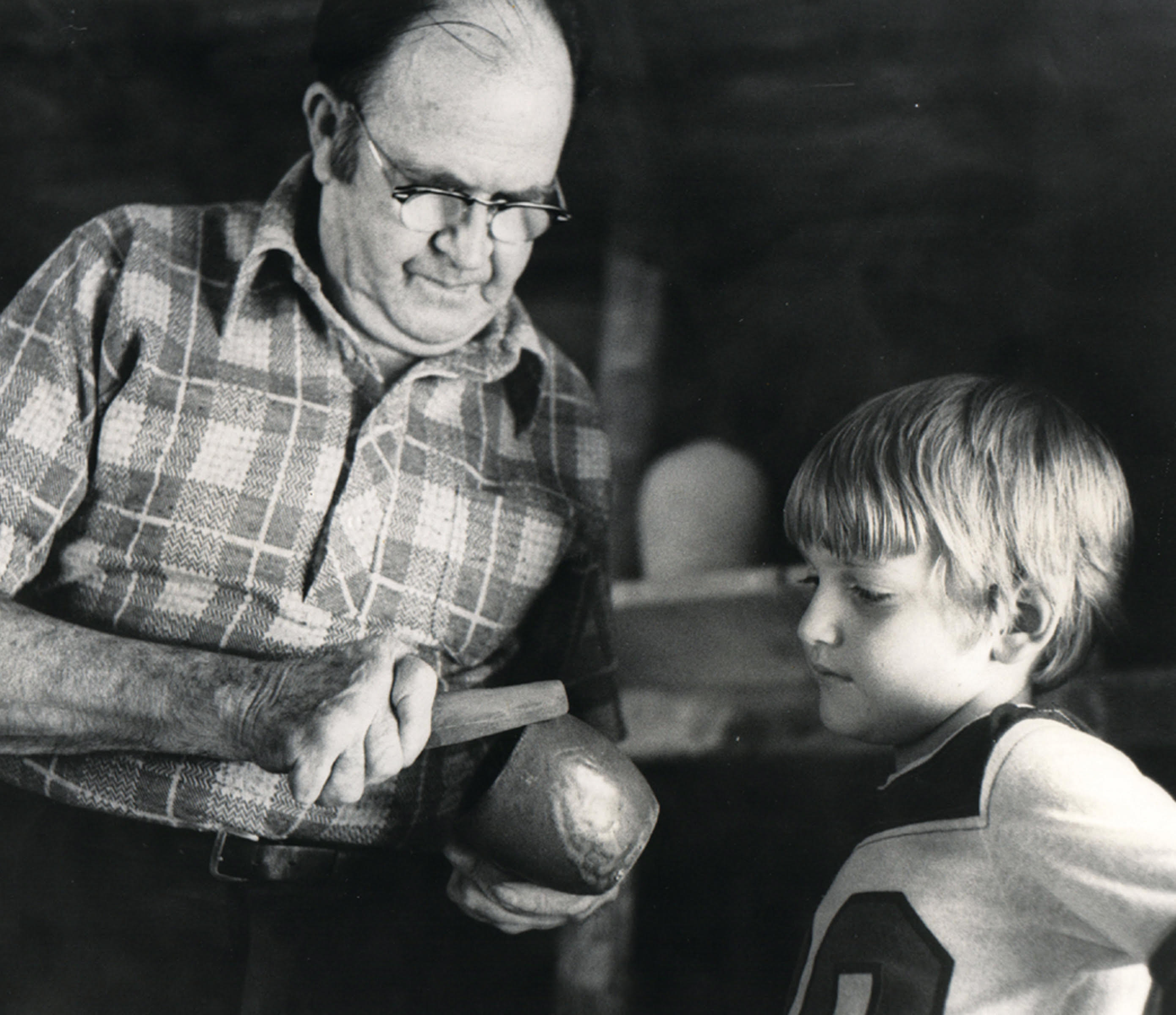 Ben Owen, Sr. and his grandson apprentice Ben Owen III in 1977. Owen Family Archives