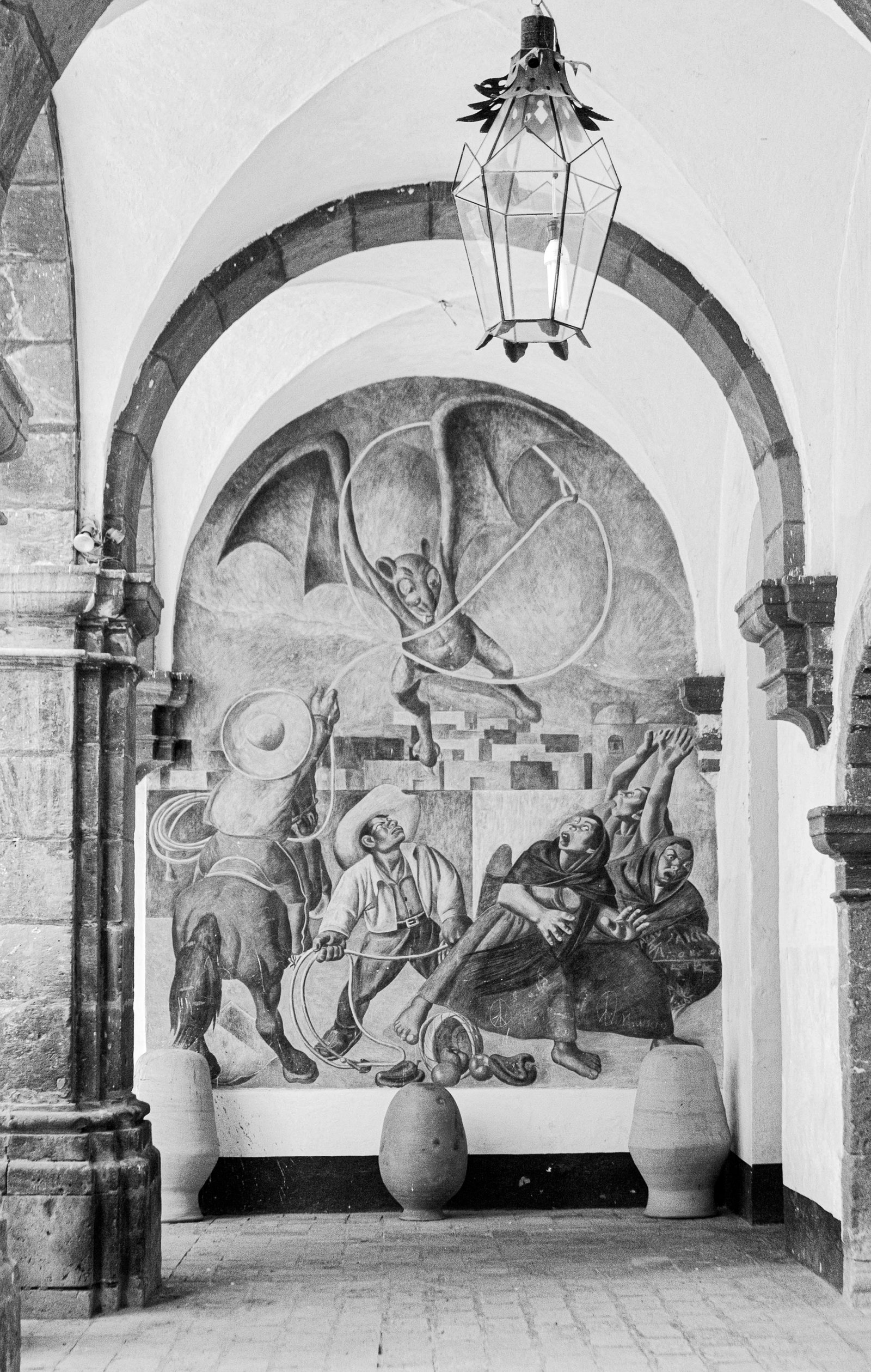 Mural by Pedro Martínez at the Escuela del Bellas Artes in San Miguel de Allende, Mexico. Chuck Place / Alamy Stock Photo