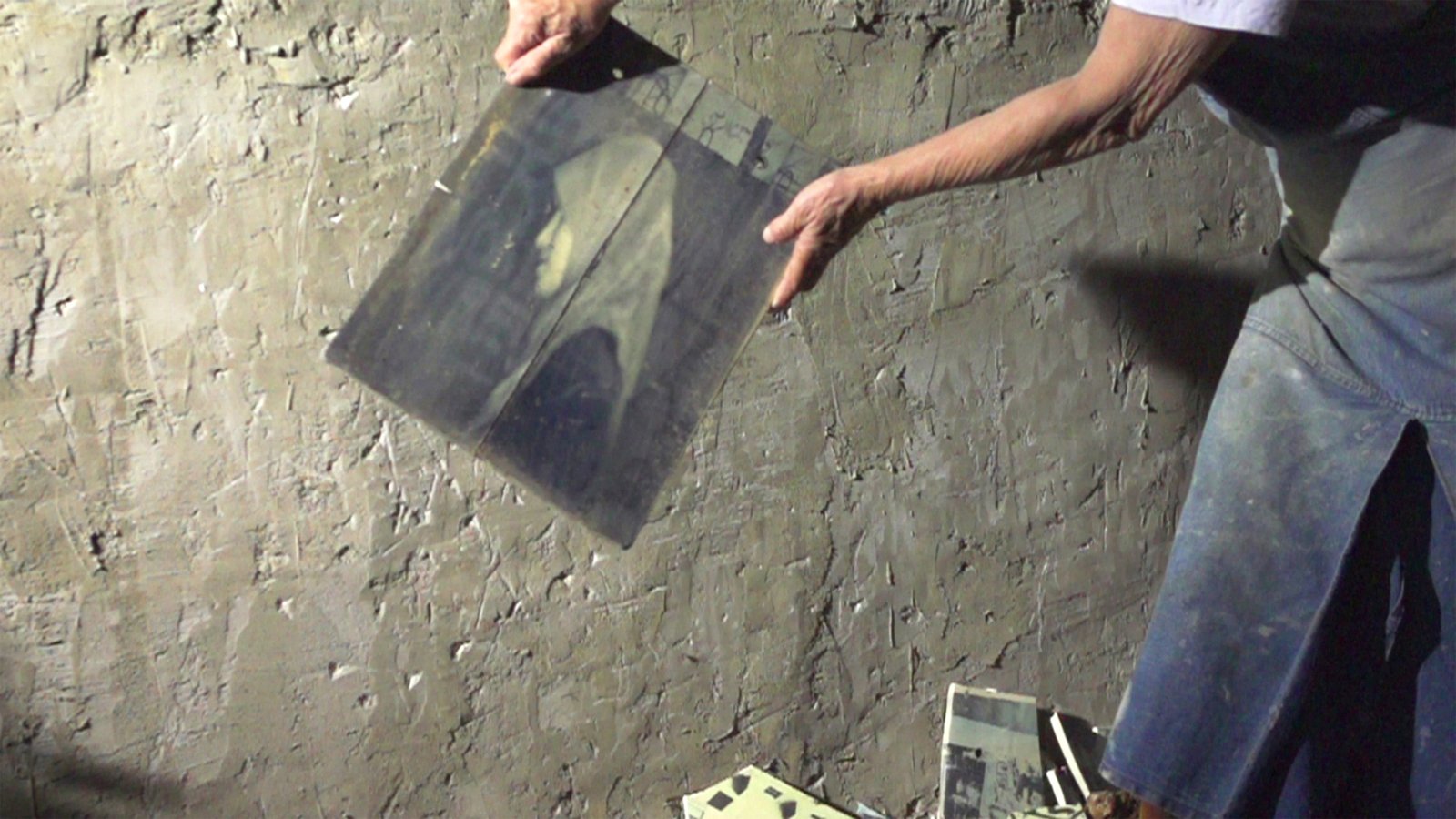 Magdalena Hefetz, I Broke Her, depicts the destruction and burial of 40 meters of clay slabs printed with images of the wall that divides Abu Dis – a suburb of Jerusalem. Photo credit: Jair Halpar