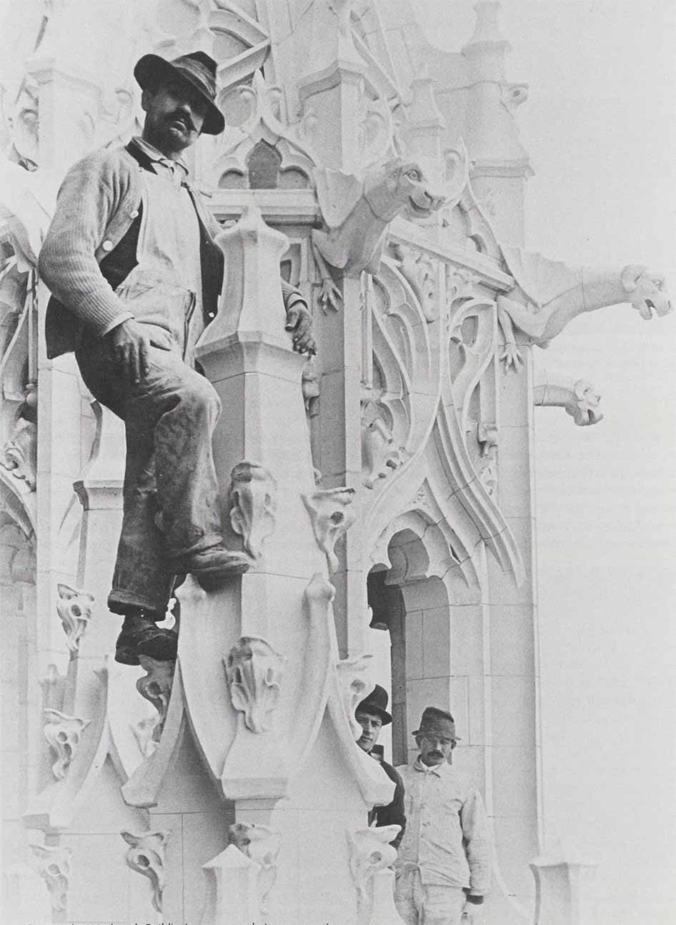 Workers on the Woolworth Building's terra cotta construction Workers on the Woolworth Building's terra cotta construction