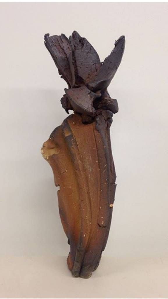 “In Flight.” Stoneware Anagama Reitz Ranch, Sycamore Canyon, AZ, 2018. In the collection of Gary Lett.